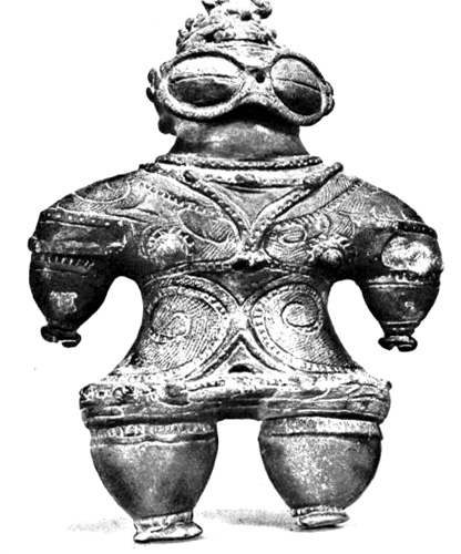 Изготовленная 4500 лет назад терракотовая статуэтка, или догу, найденная на острове Хоккайдо (Япония)